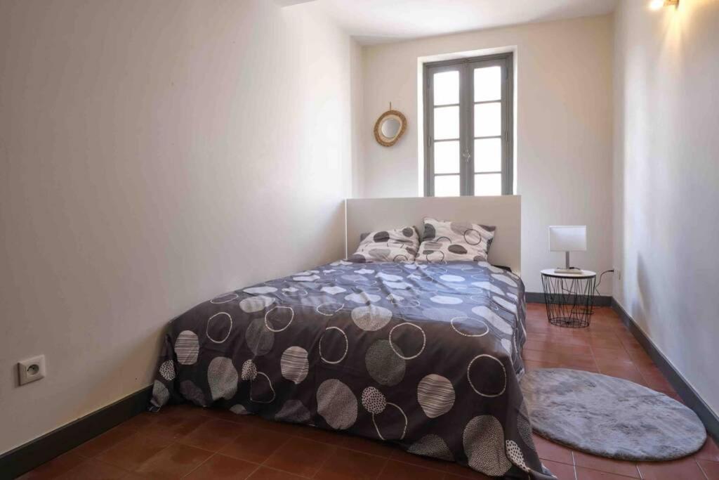 Centre Ville Appartement 75M2, Avec 3 Chambres Carcasona Exterior foto